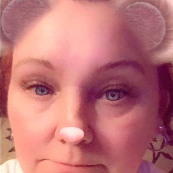 Meet your Posher, Mary - Picture 2 of 2